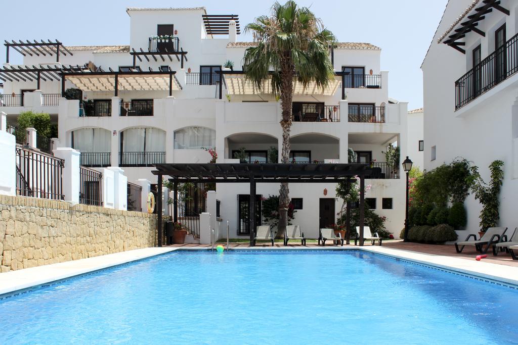Two Bedroom With Sea View Apartment Marbella